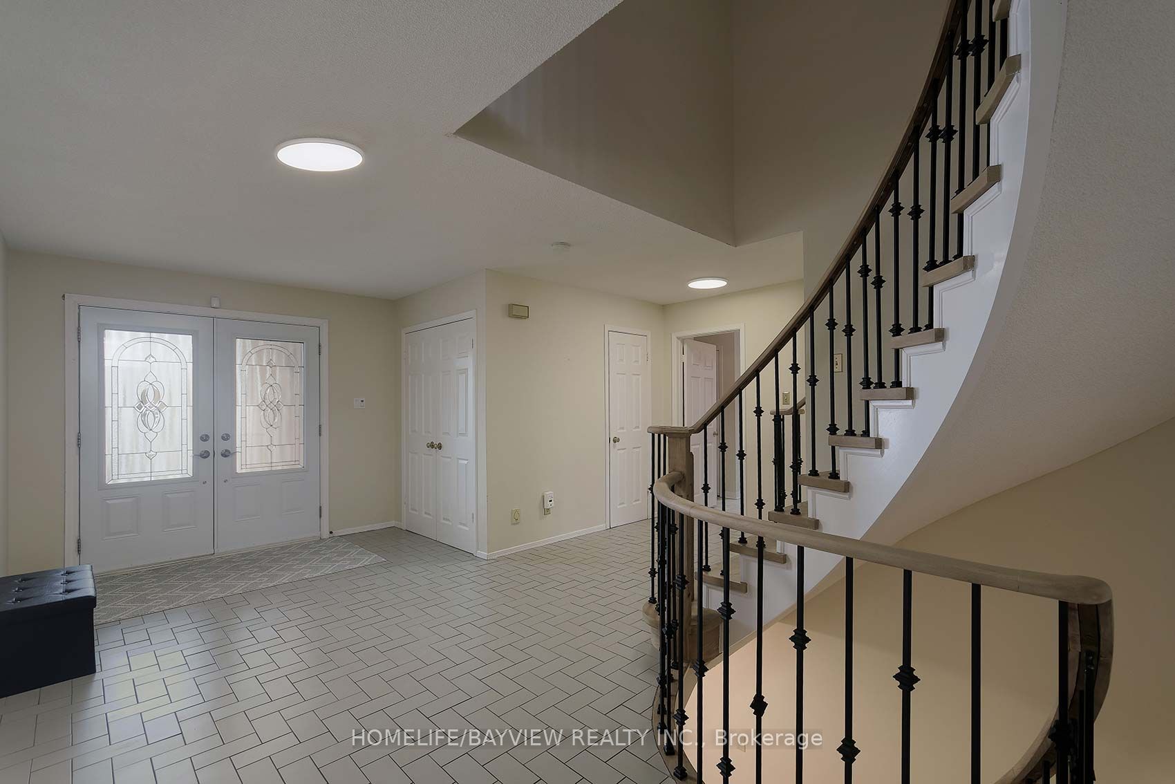 24 Cairns Drive Property Photo 2