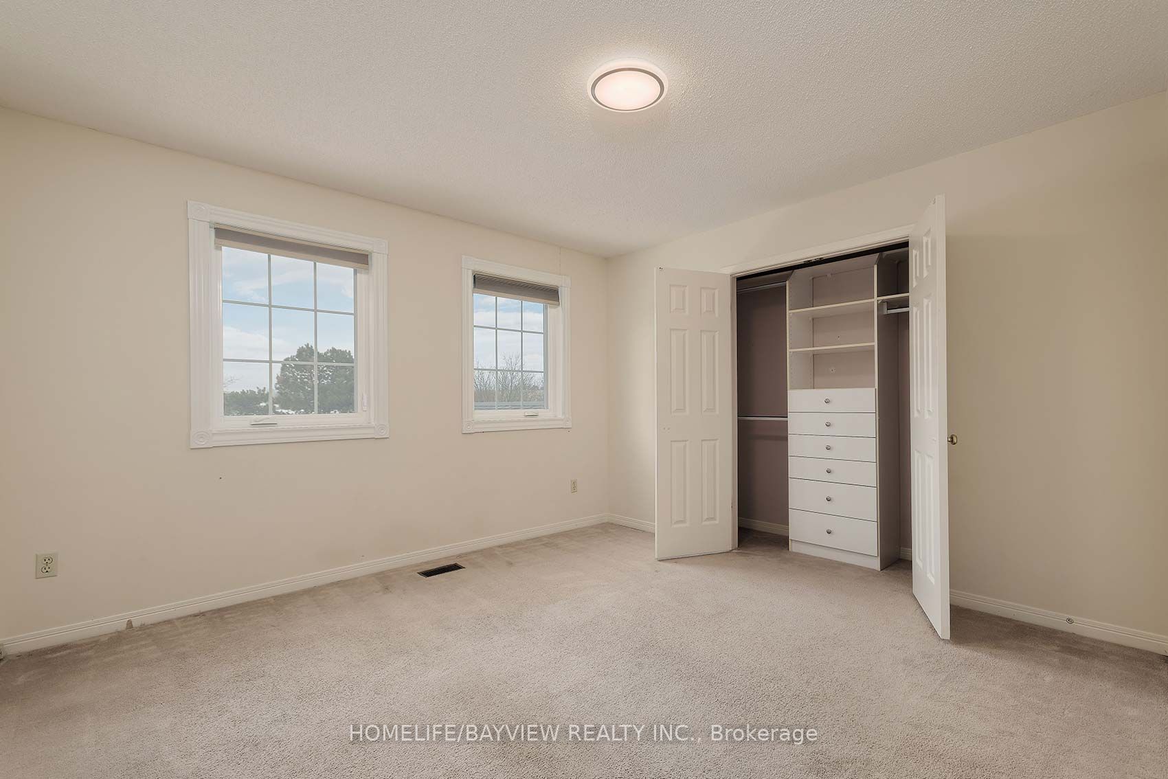 24 Cairns Drive Property Photo 16