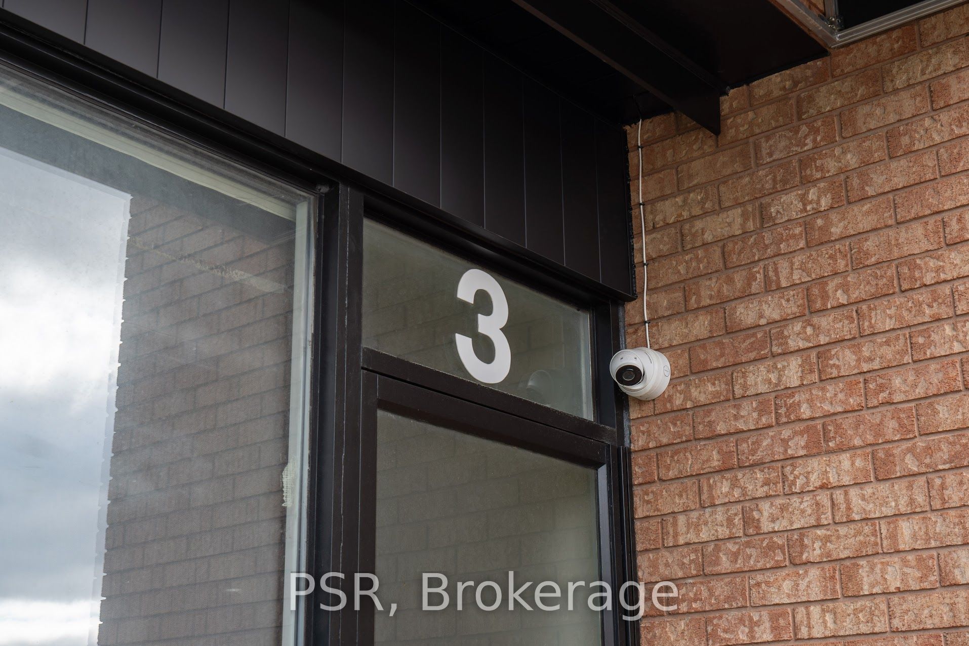 #3 - 190 Marycroft Avenue Property Photo 2