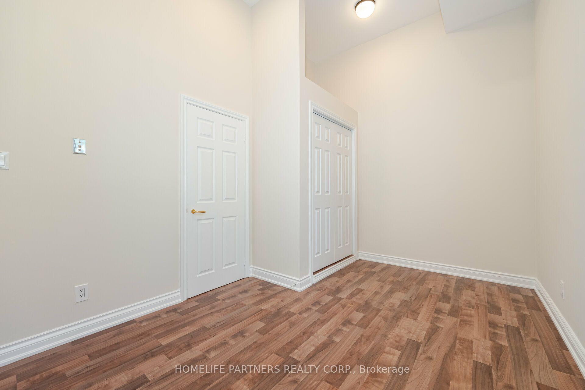 7930 Kipling Avenue Property Photo 12