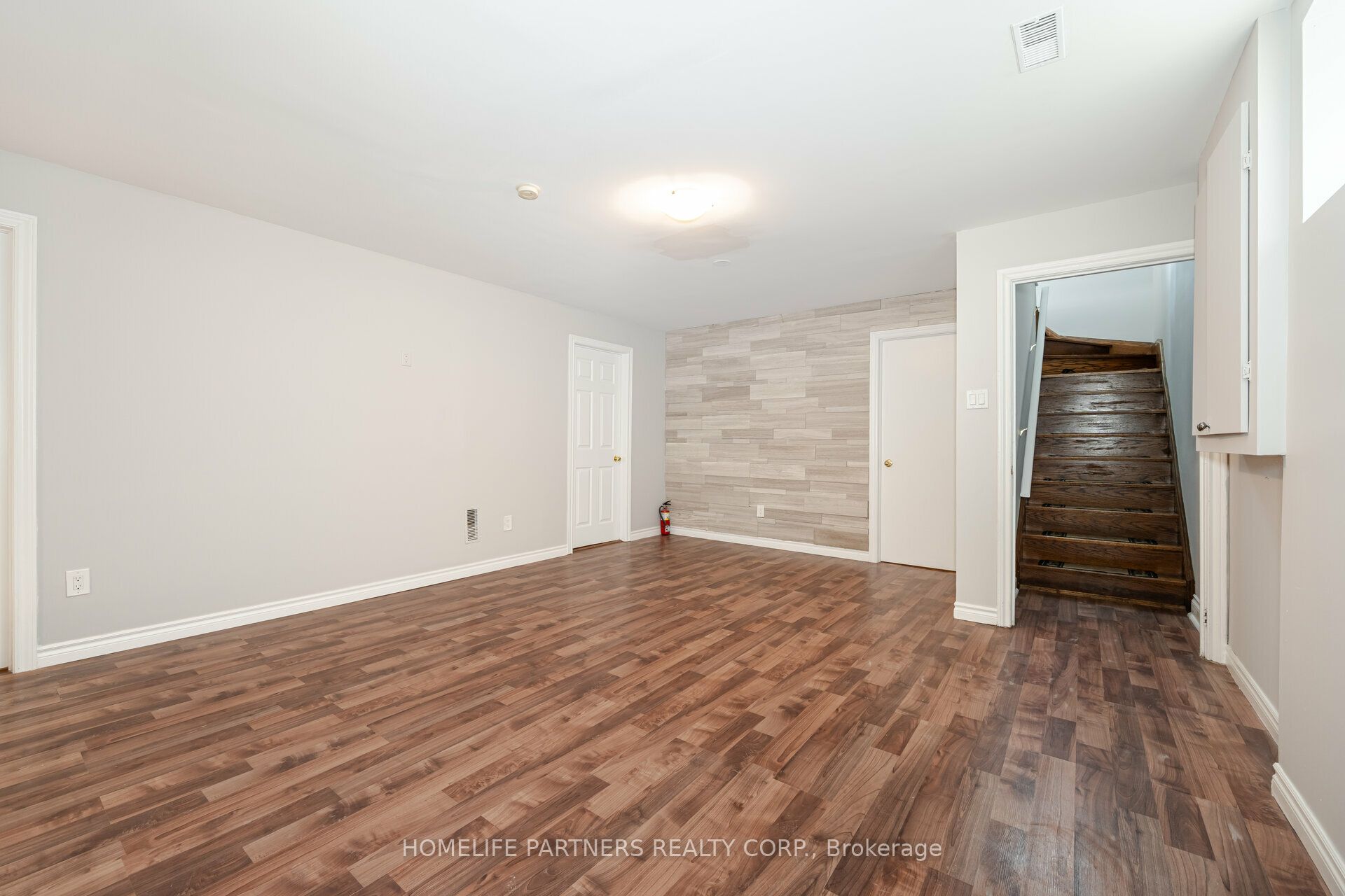 7930 Kipling Avenue Property Photo 17