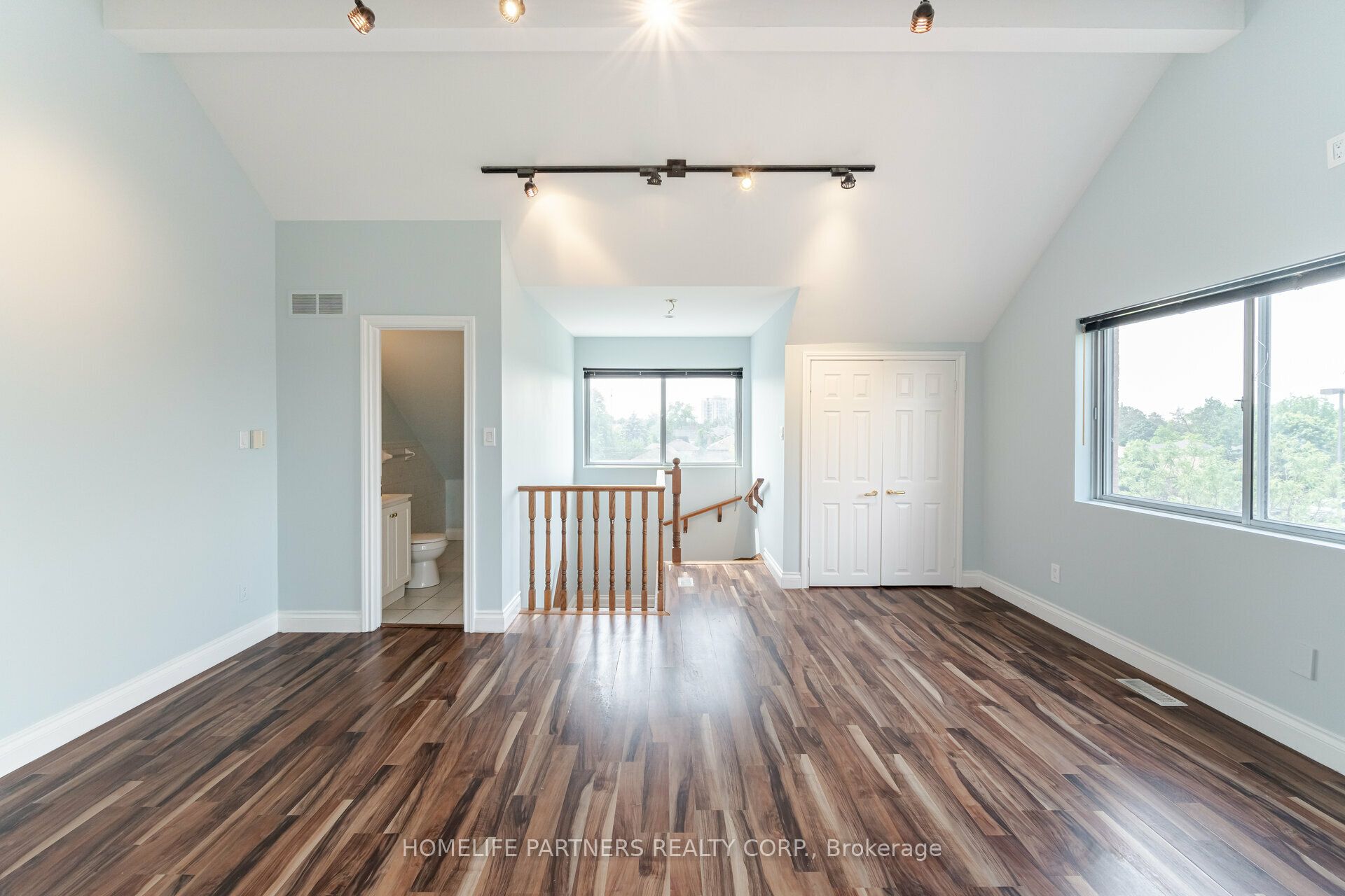 7930 Kipling Avenue Property Photo 42