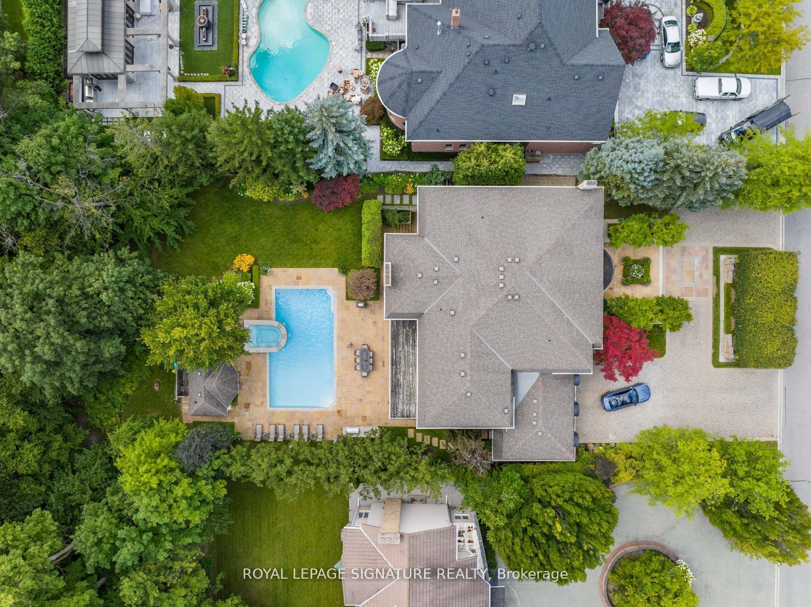 51 Renaissance Court Property Photo 4