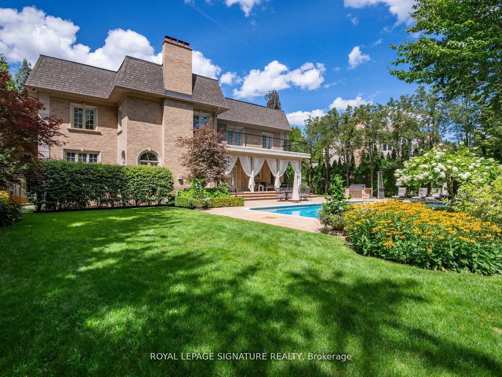 51 Renaissance Court Property Photo 6