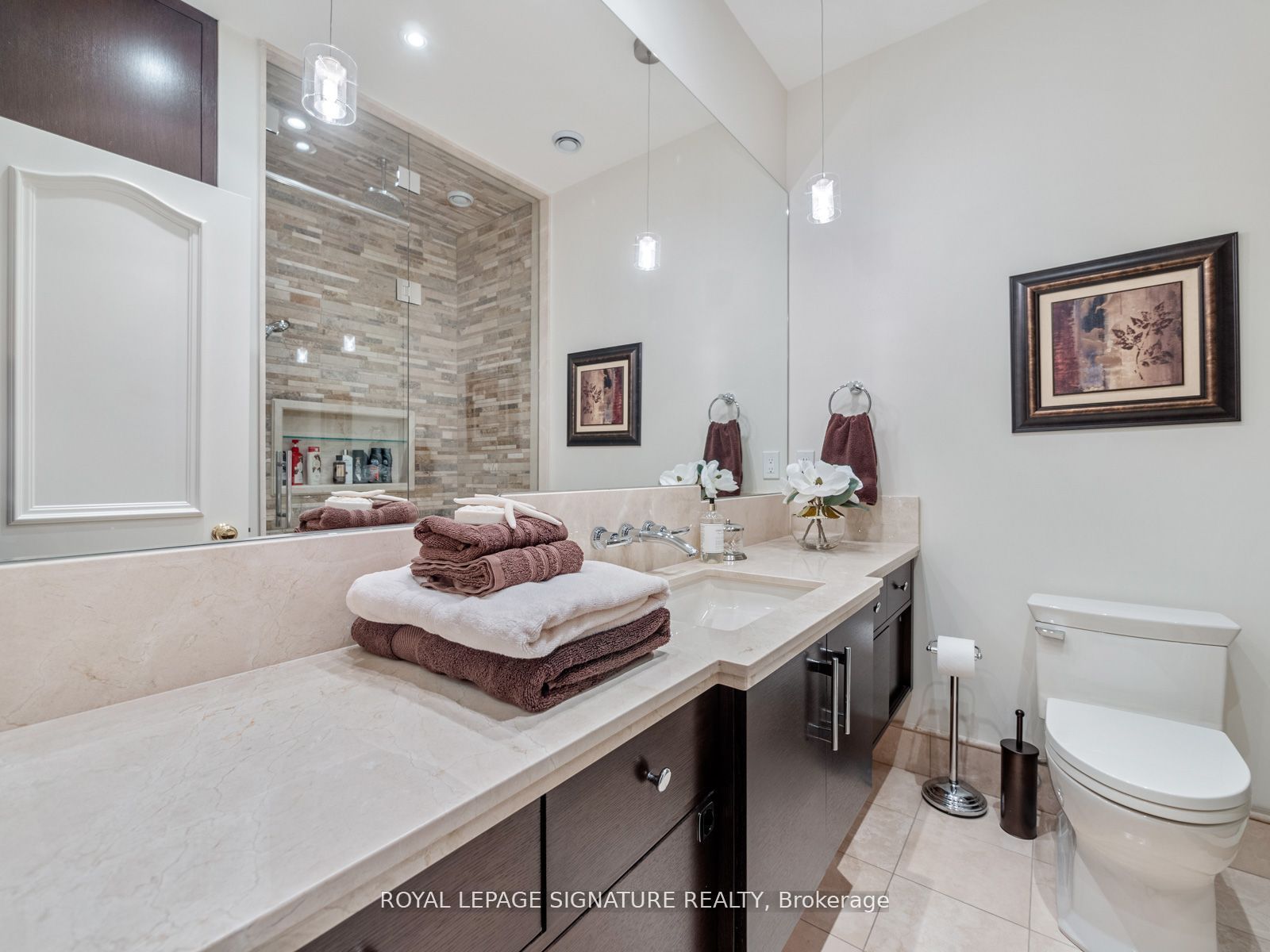 51 Renaissance Court Property Photo 28
