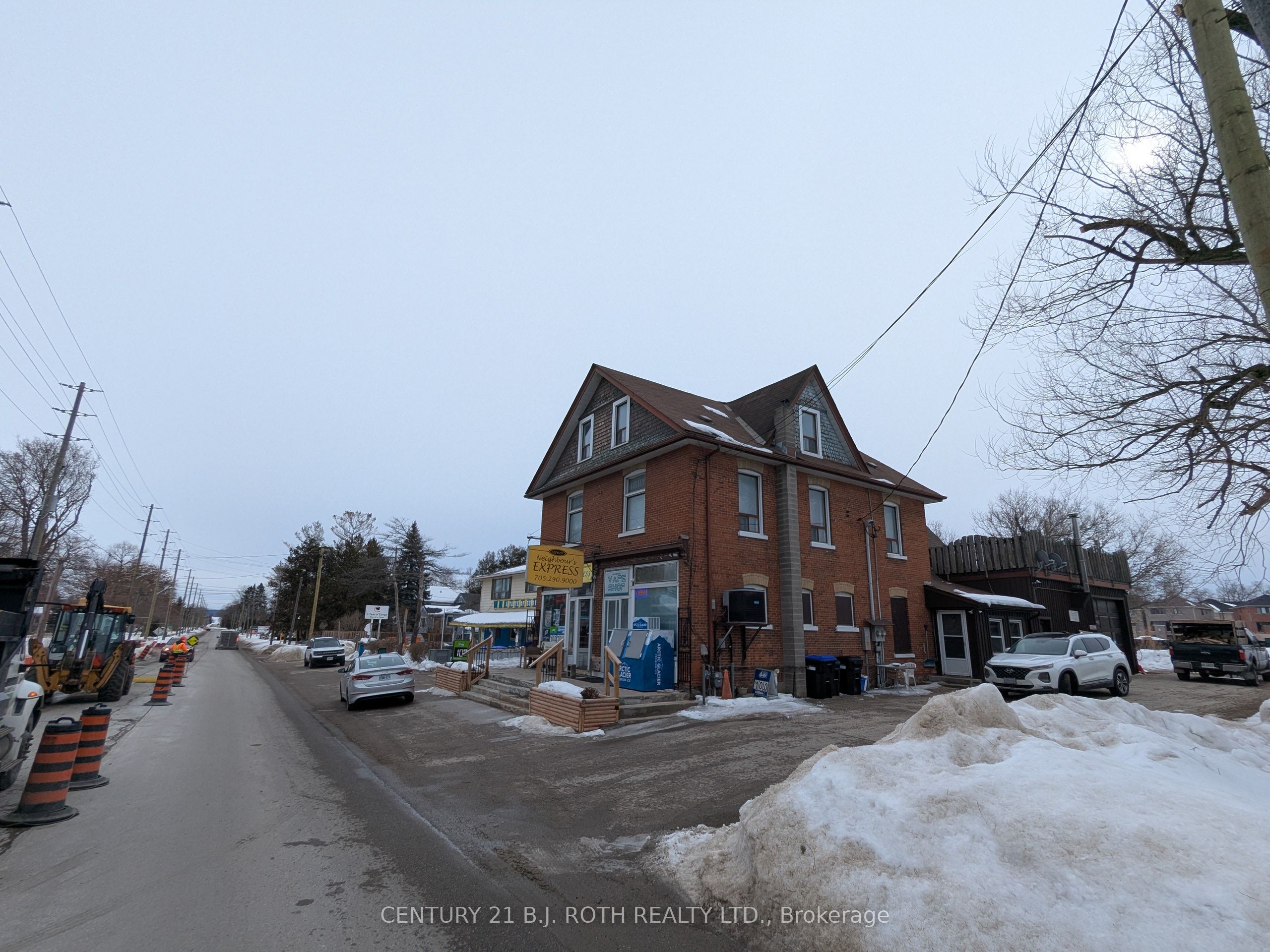 #3 - 1341 Killarney Bch Road Property Photo 14