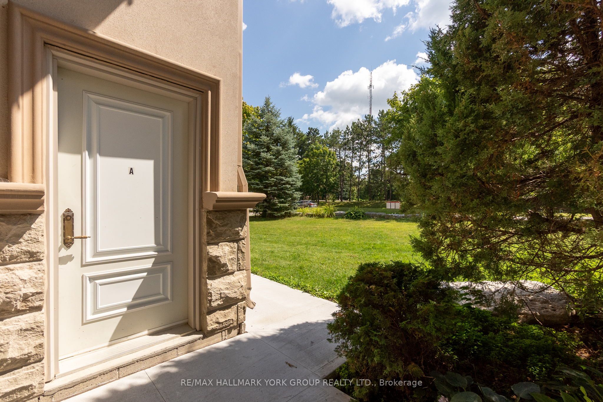 2 Kingswood Drive Property Photo 19