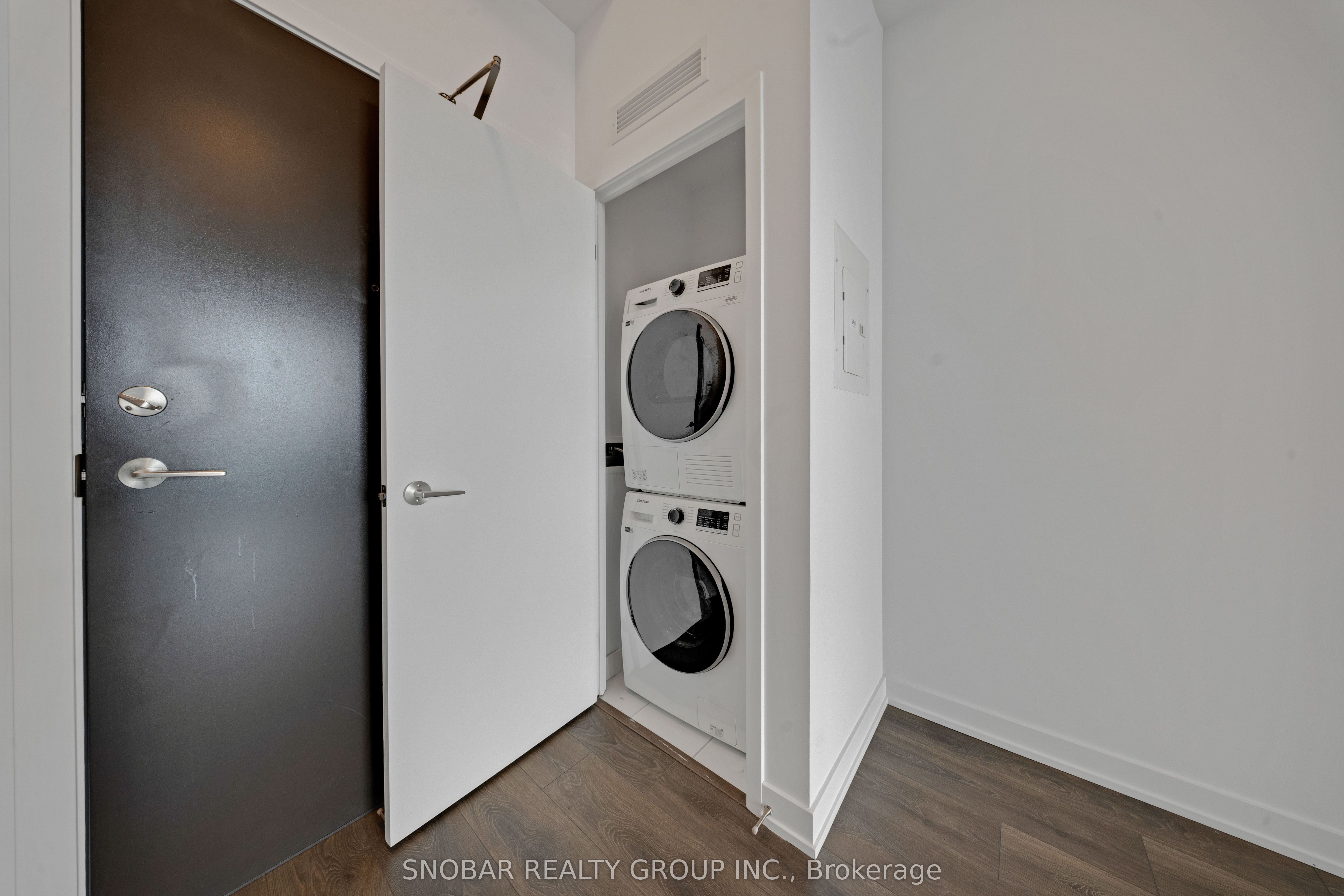 #501 - 60 Honeycrisp Crescent Property Photo 19