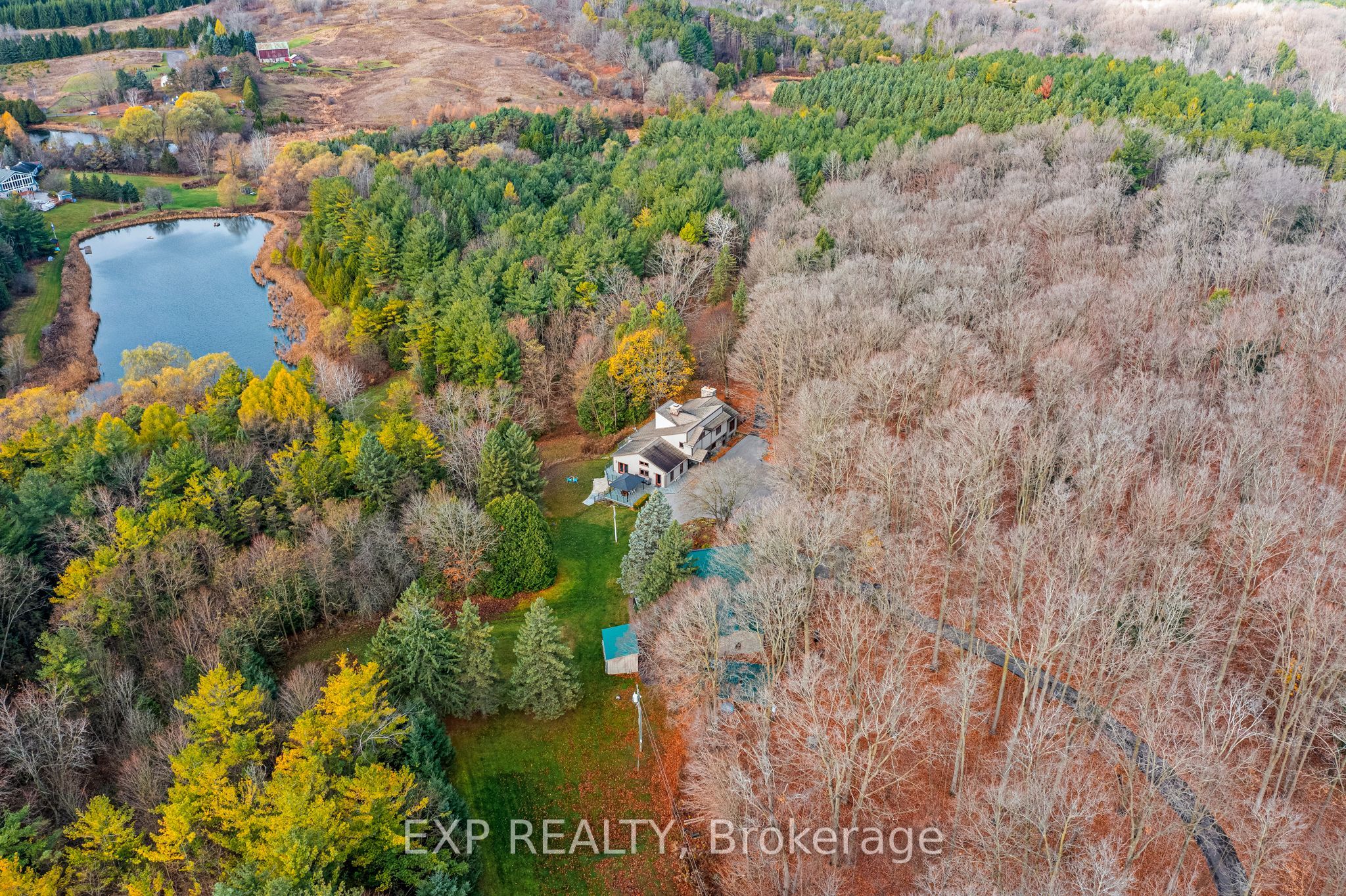 18340 Bathurst Street Property Photo 1