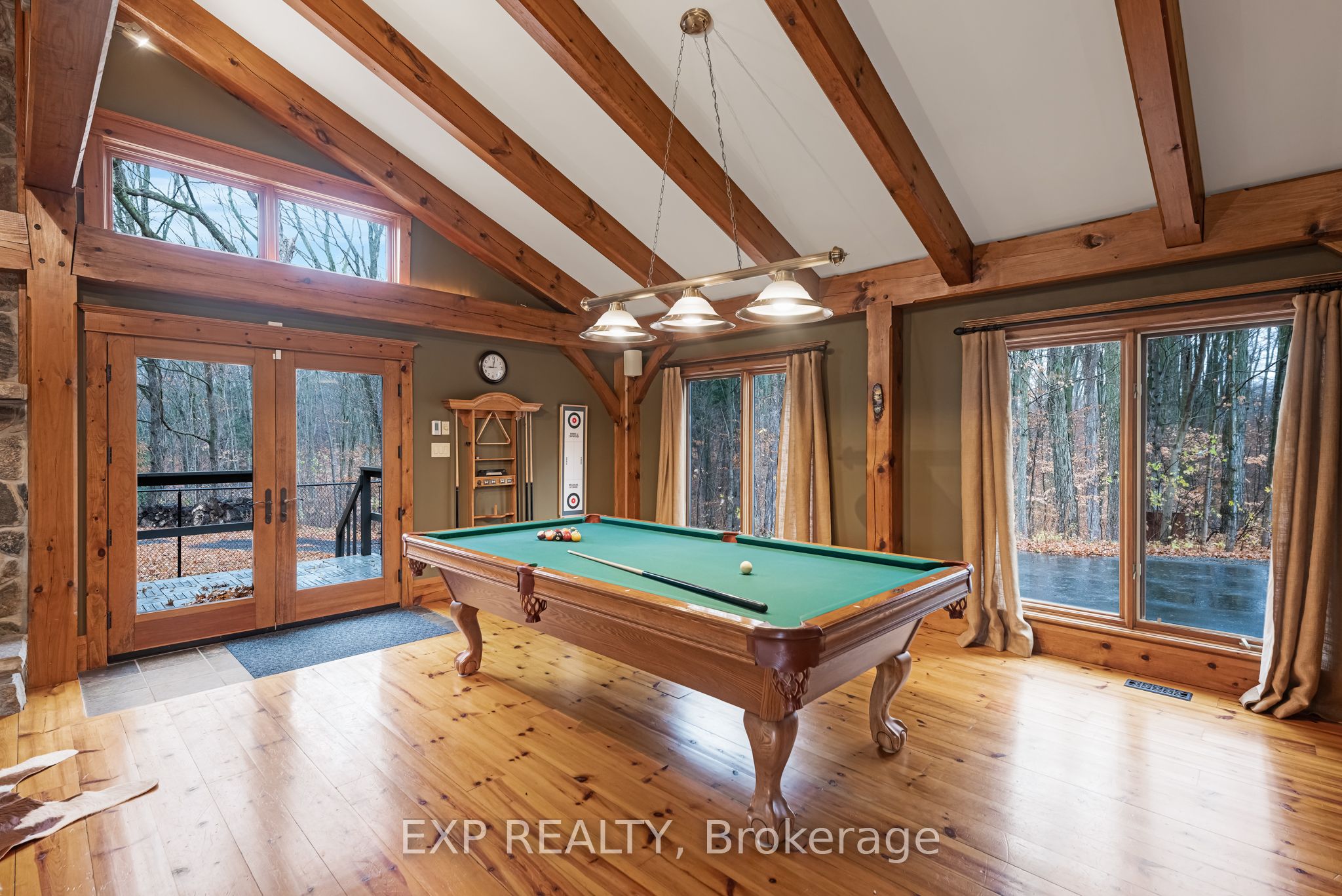 18340 Bathurst Street Property Photo 12