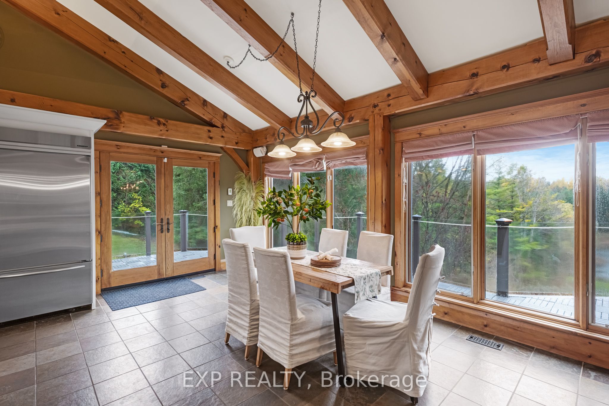 18340 Bathurst Street Property Photo 14