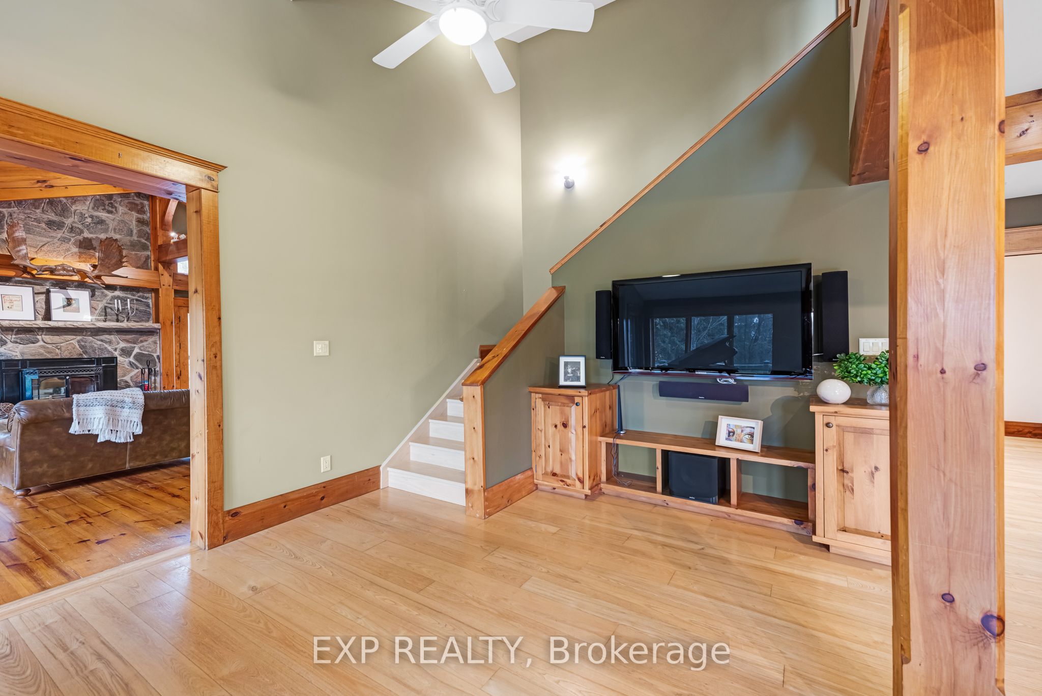 18340 Bathurst Street Property Photo 19
