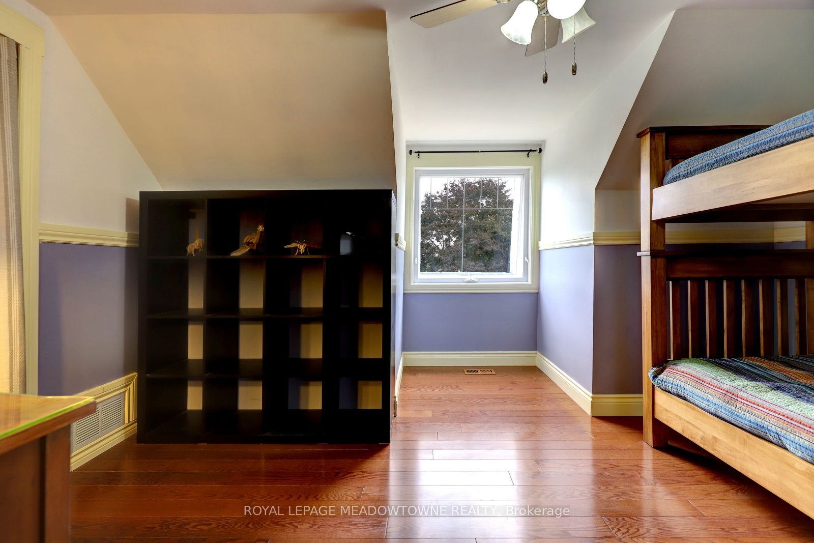 6824 10th Line Property Photo 25