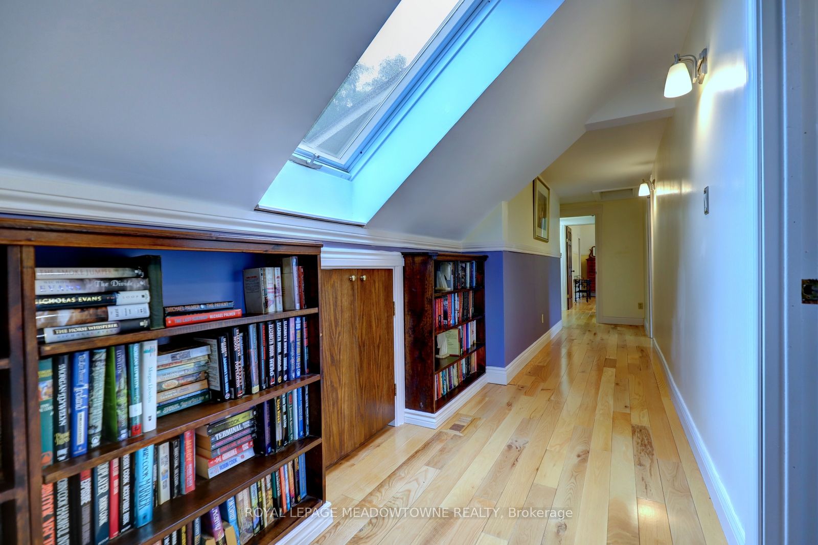 6824 10th Line Property Photo 26