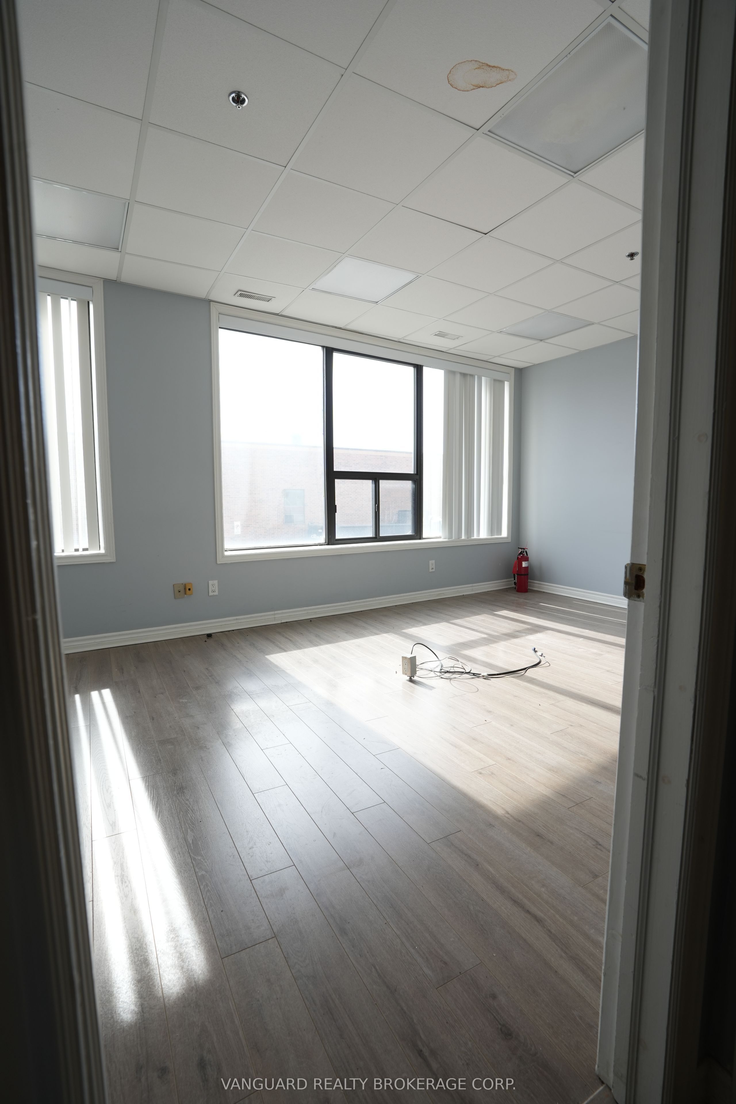 #13 - 410 Chrislea Road Property Photo 16