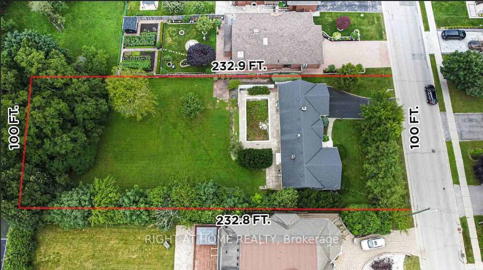46 Roosevelt Drive Property Photo 3
