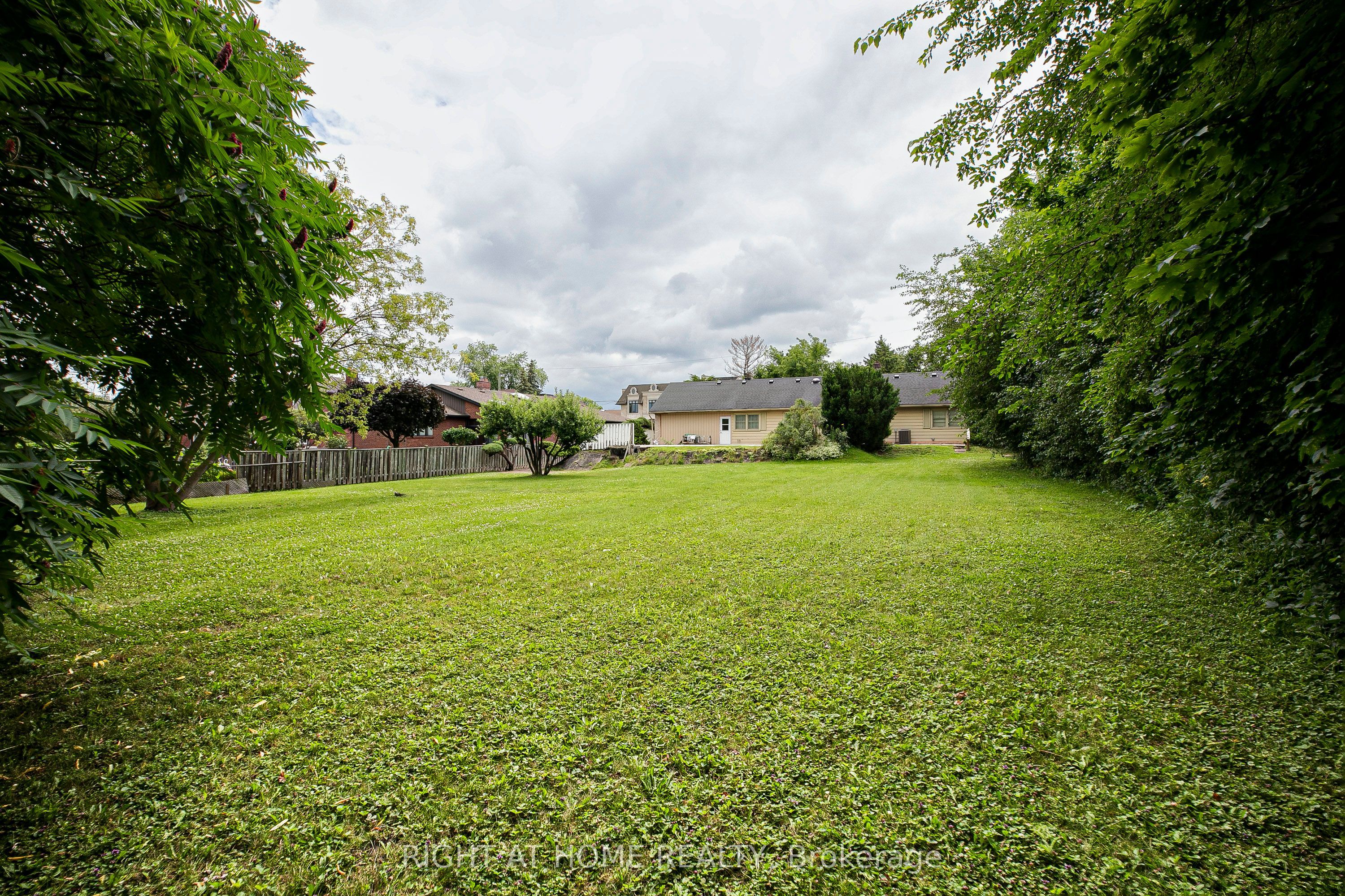 46 Roosevelt Drive Property Photo 5