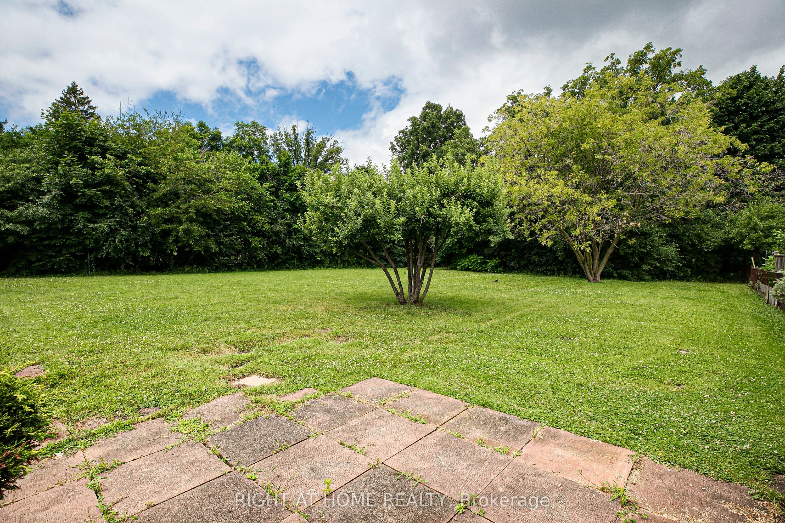 46 Roosevelt Drive Property Photo 7