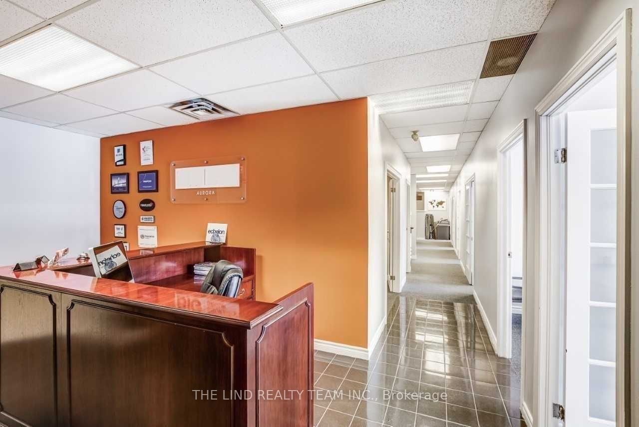 #202 - 15105 Yonge Street Property Photo 4