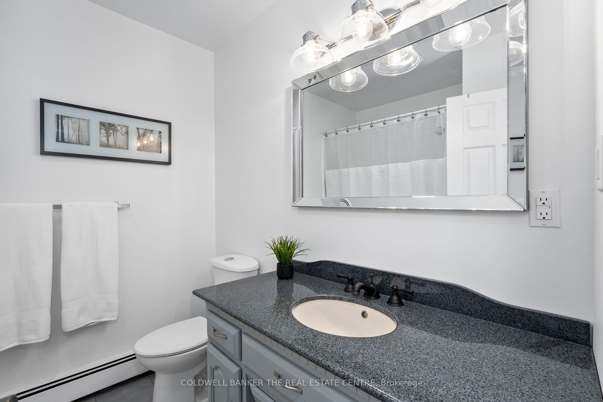 2546 9th Line Property Photo 14