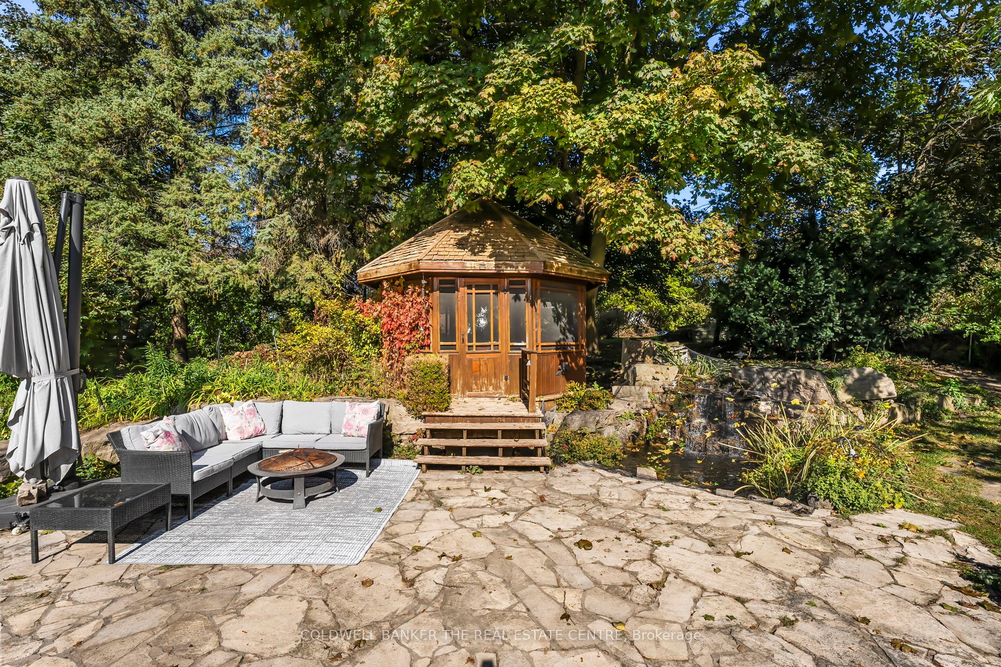 2546 9th Line Property Photo 21