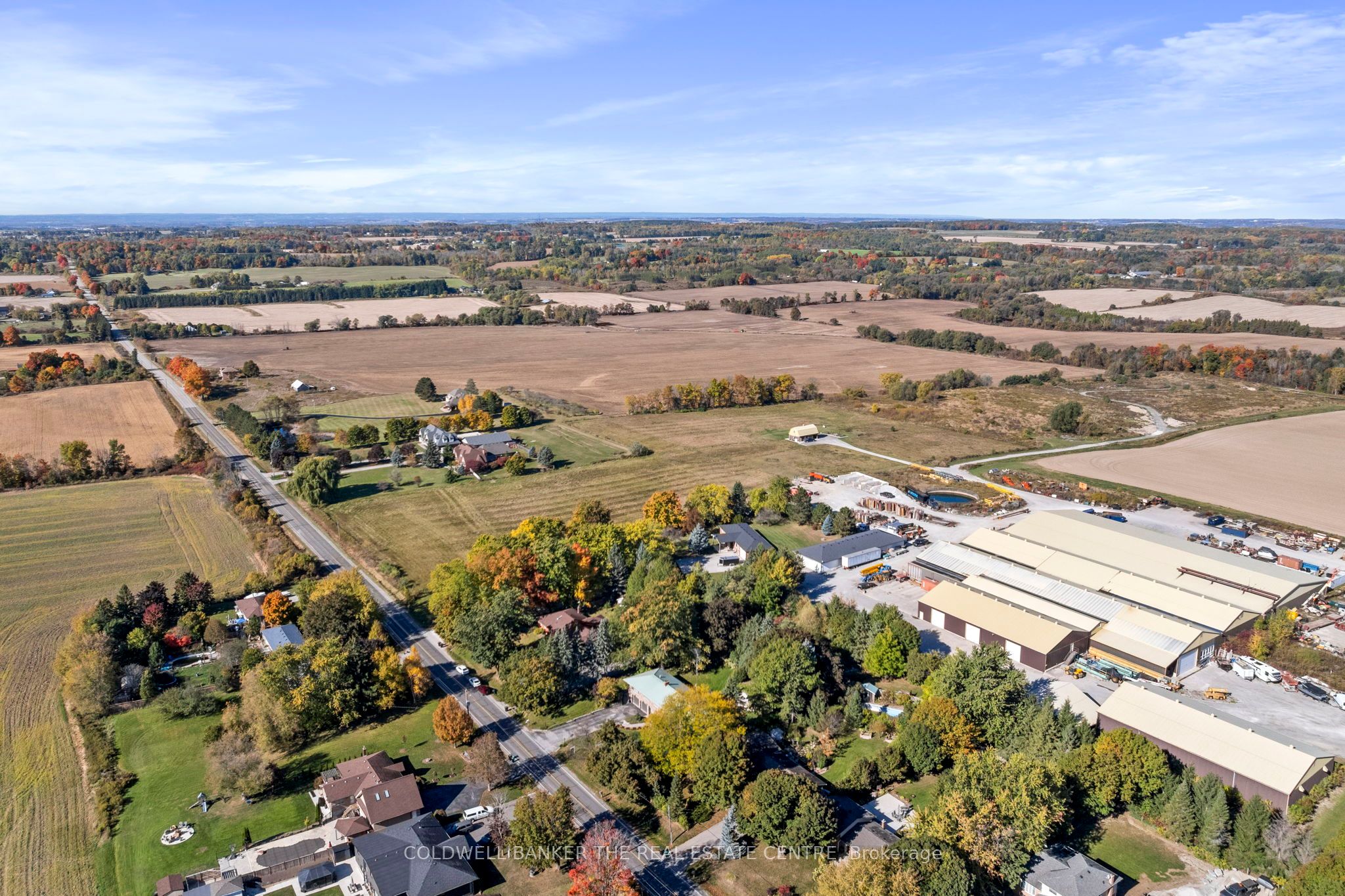 2546 9th Line Property Photo 25