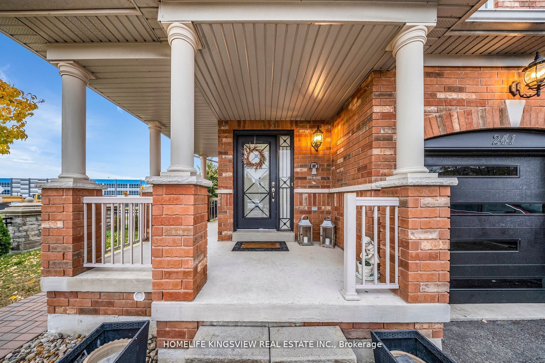 241 Canada Drive Property Photo 3