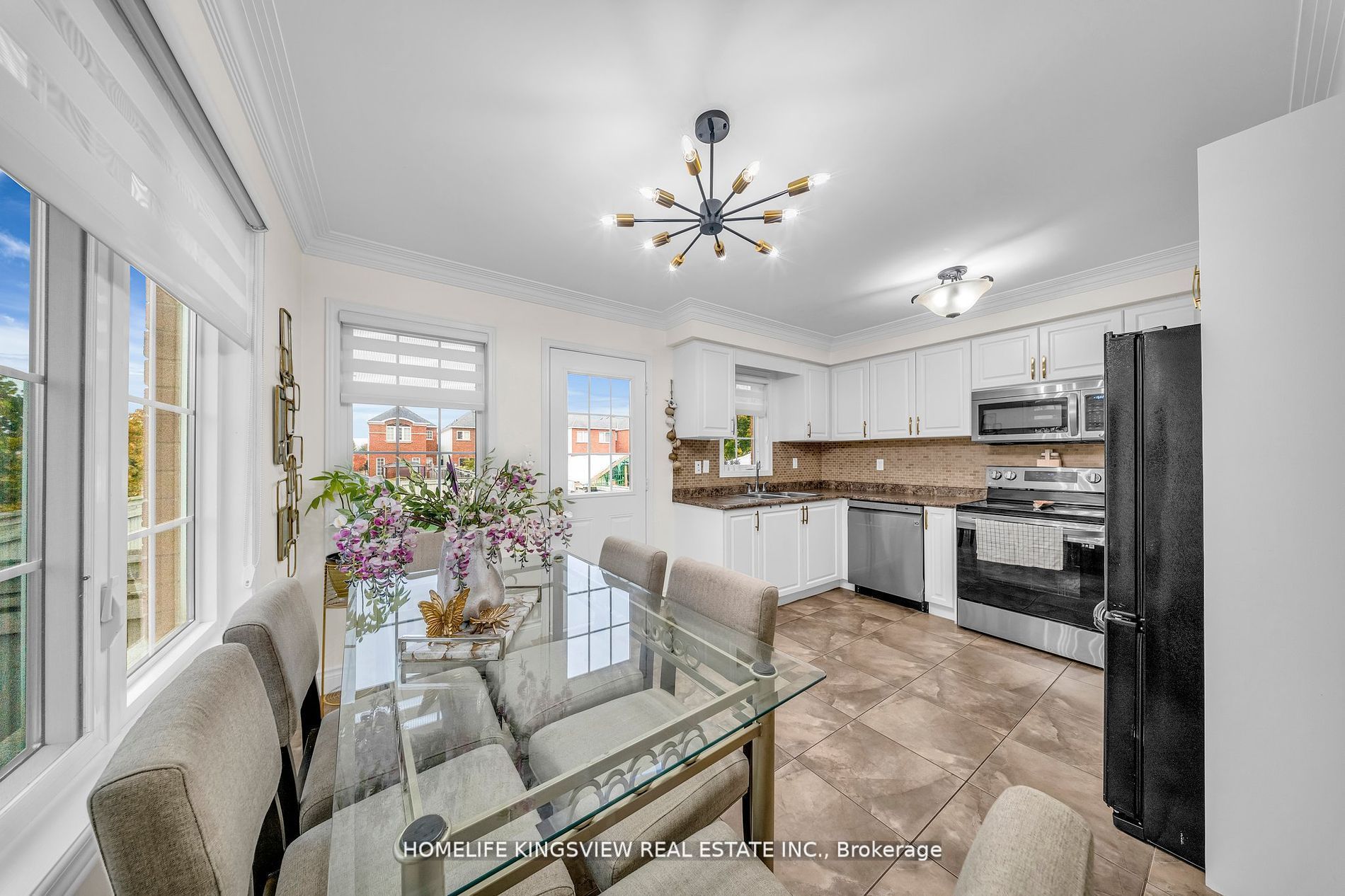 241 Canada Drive Property Photo 13