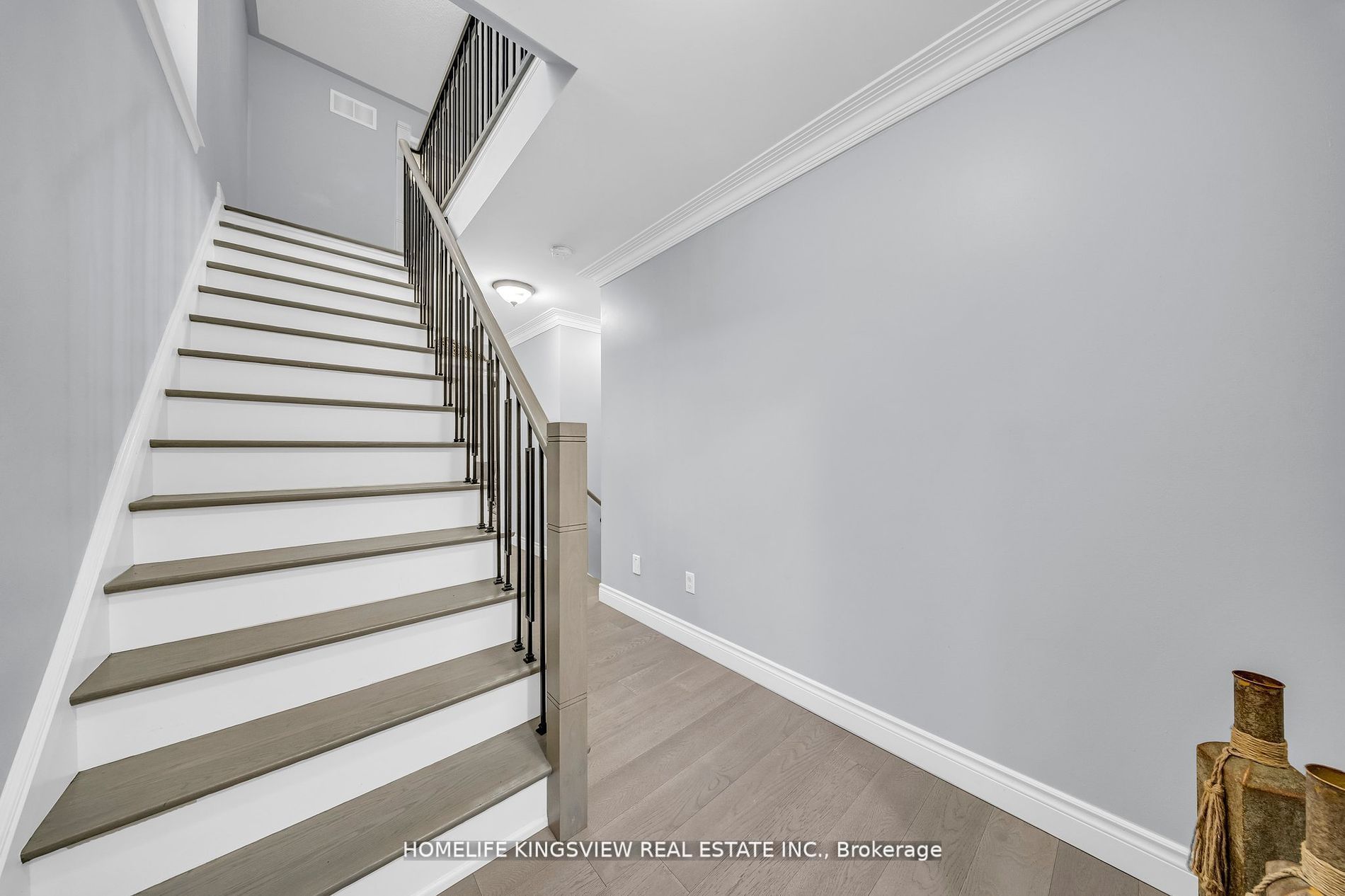 241 Canada Drive Property Photo 26
