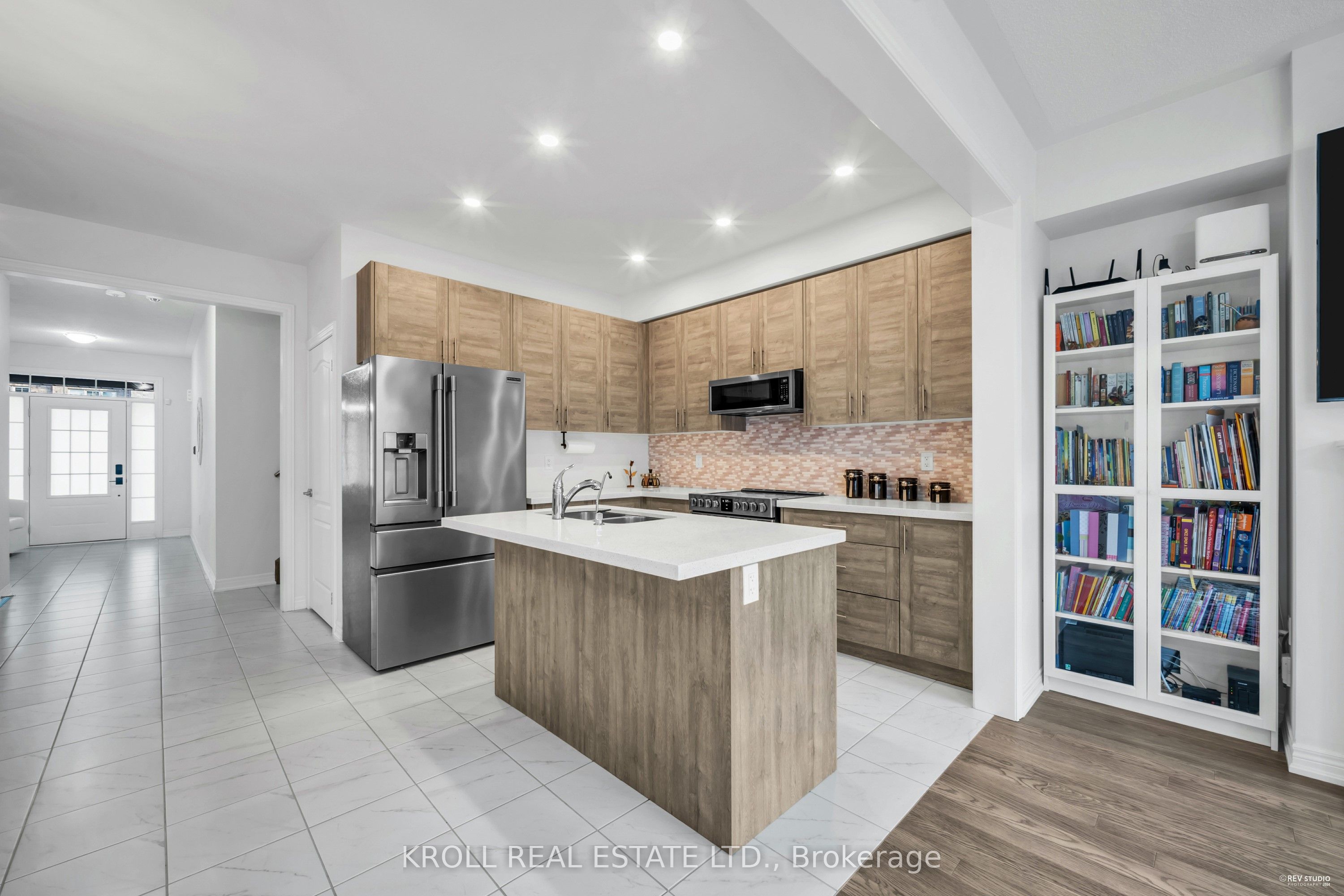 26 Frederick Taylor Way Property Photo 6