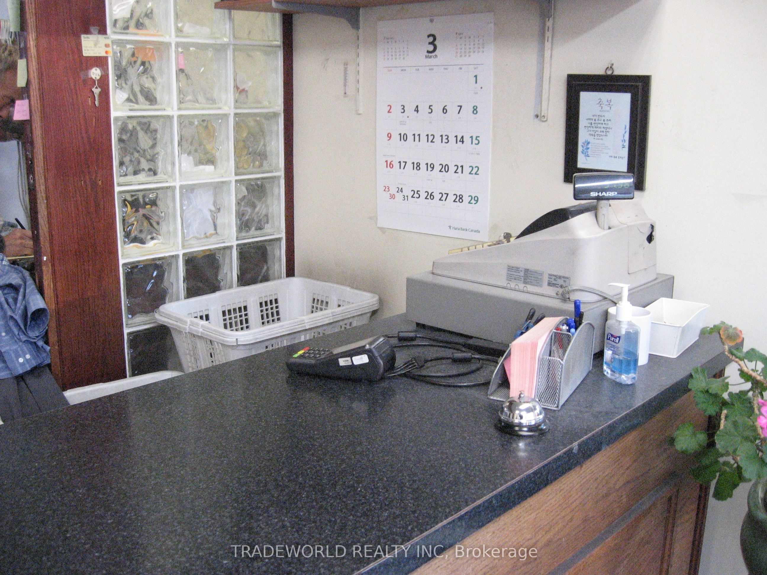 #2b - 8100 Yonge Street Property Photo 2