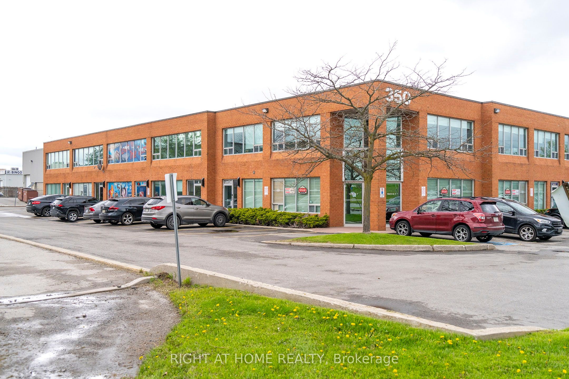350 Harry Walker Parkway N 3 Property Photo 1