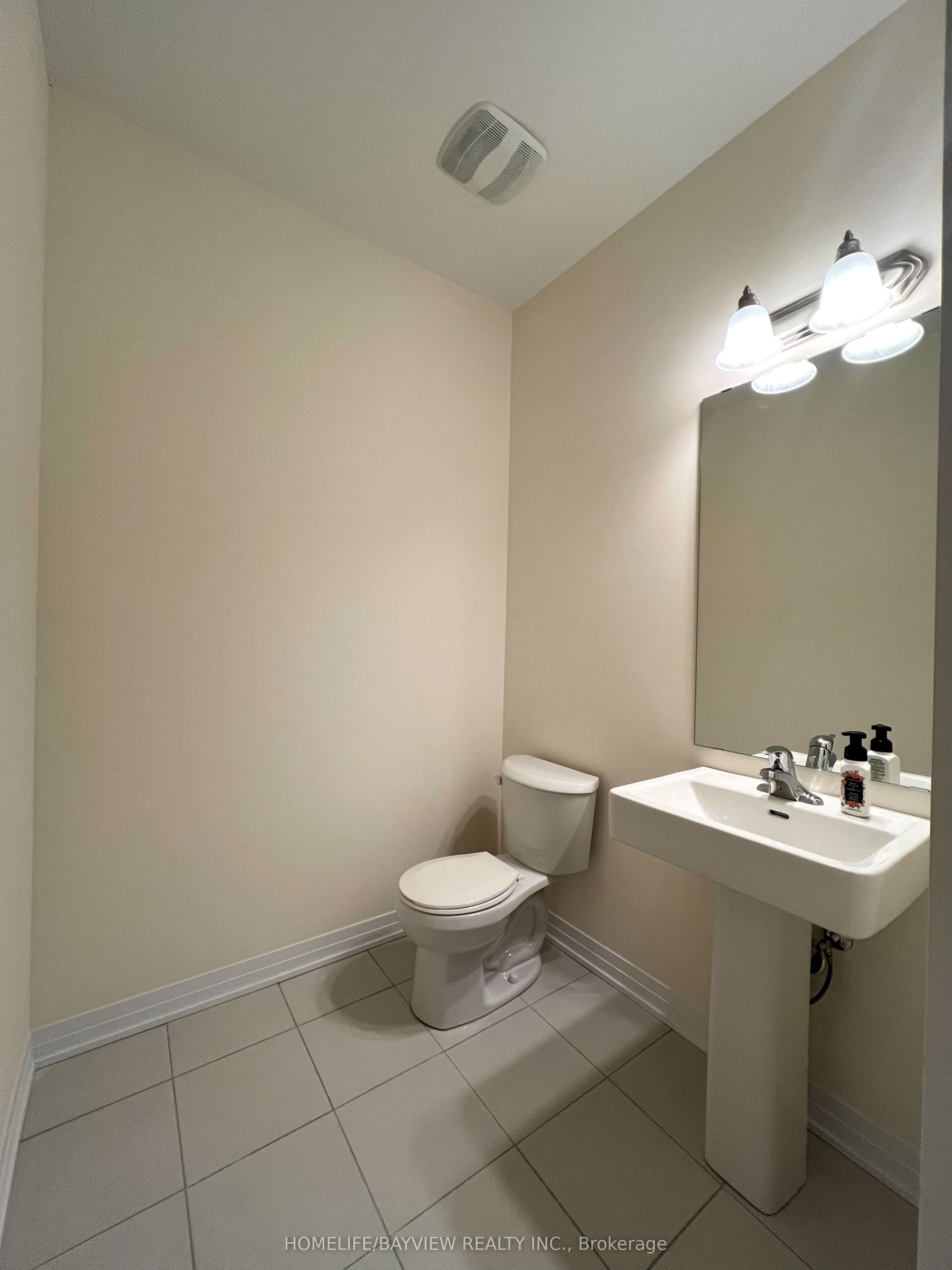 82 Lunay Drive Property Photo 9