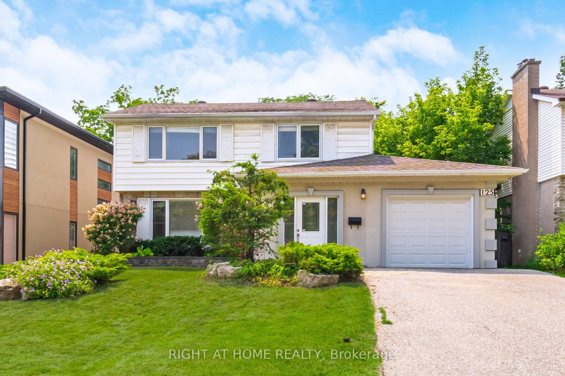 125 Woodward Avenue Property Photo 1
