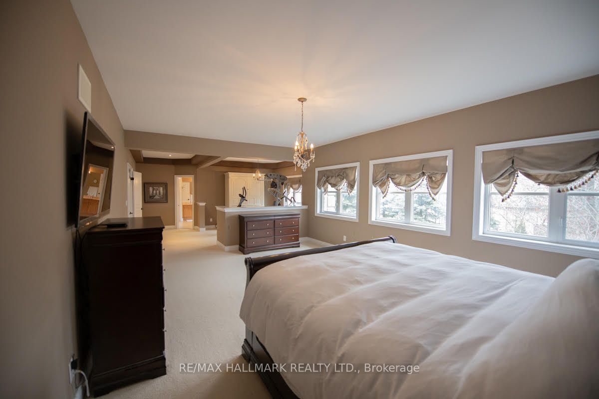 350 Paradelle Drive Property Photo 26