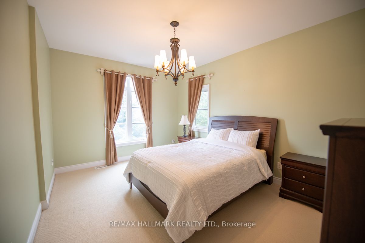 350 Paradelle Drive Property Photo 30