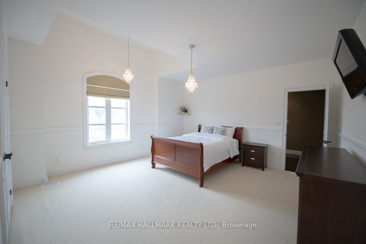 350 Paradelle Drive Property Photo 32