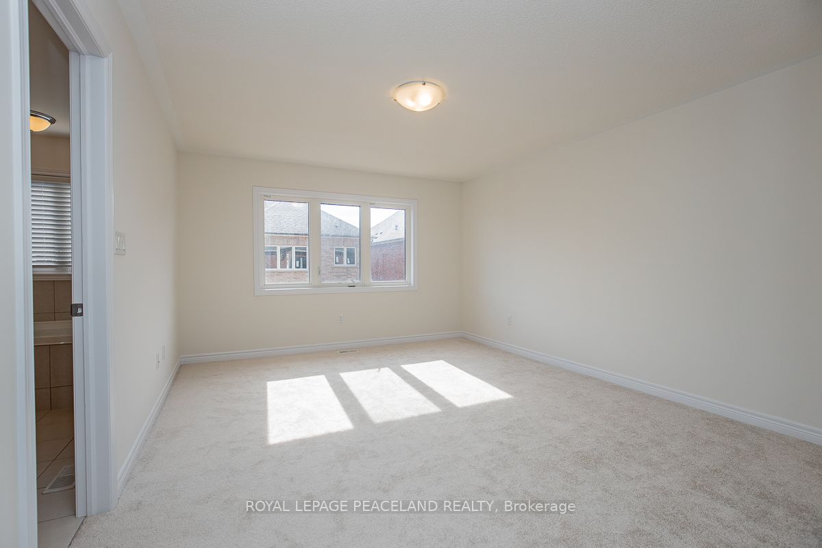 55 Thornapple Lane Property Photo 11