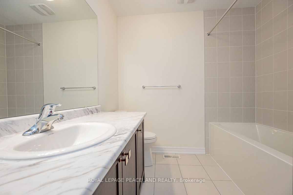 55 Thornapple Lane Property Photo 17