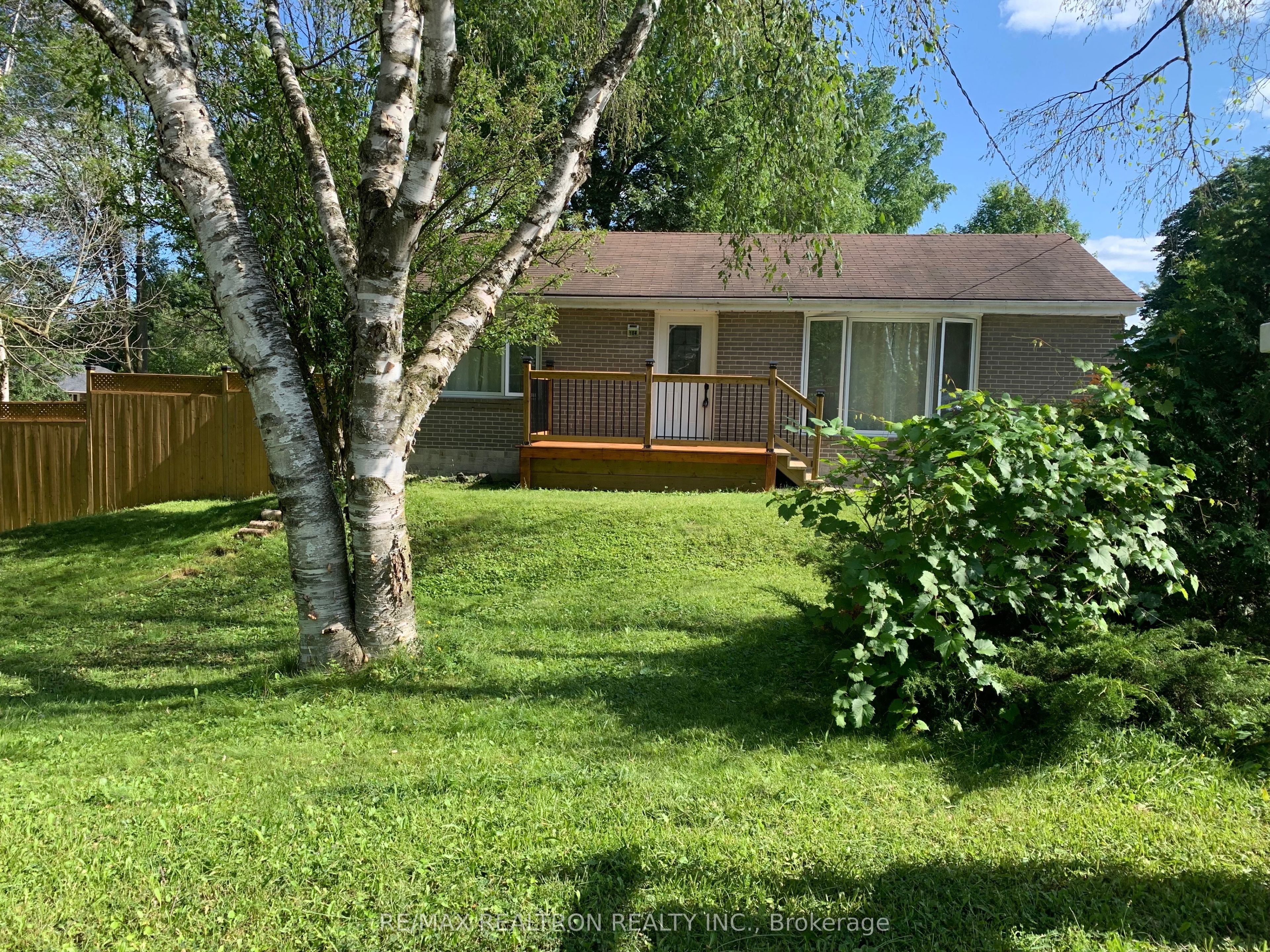 184 Avenue Road Property Photo 1