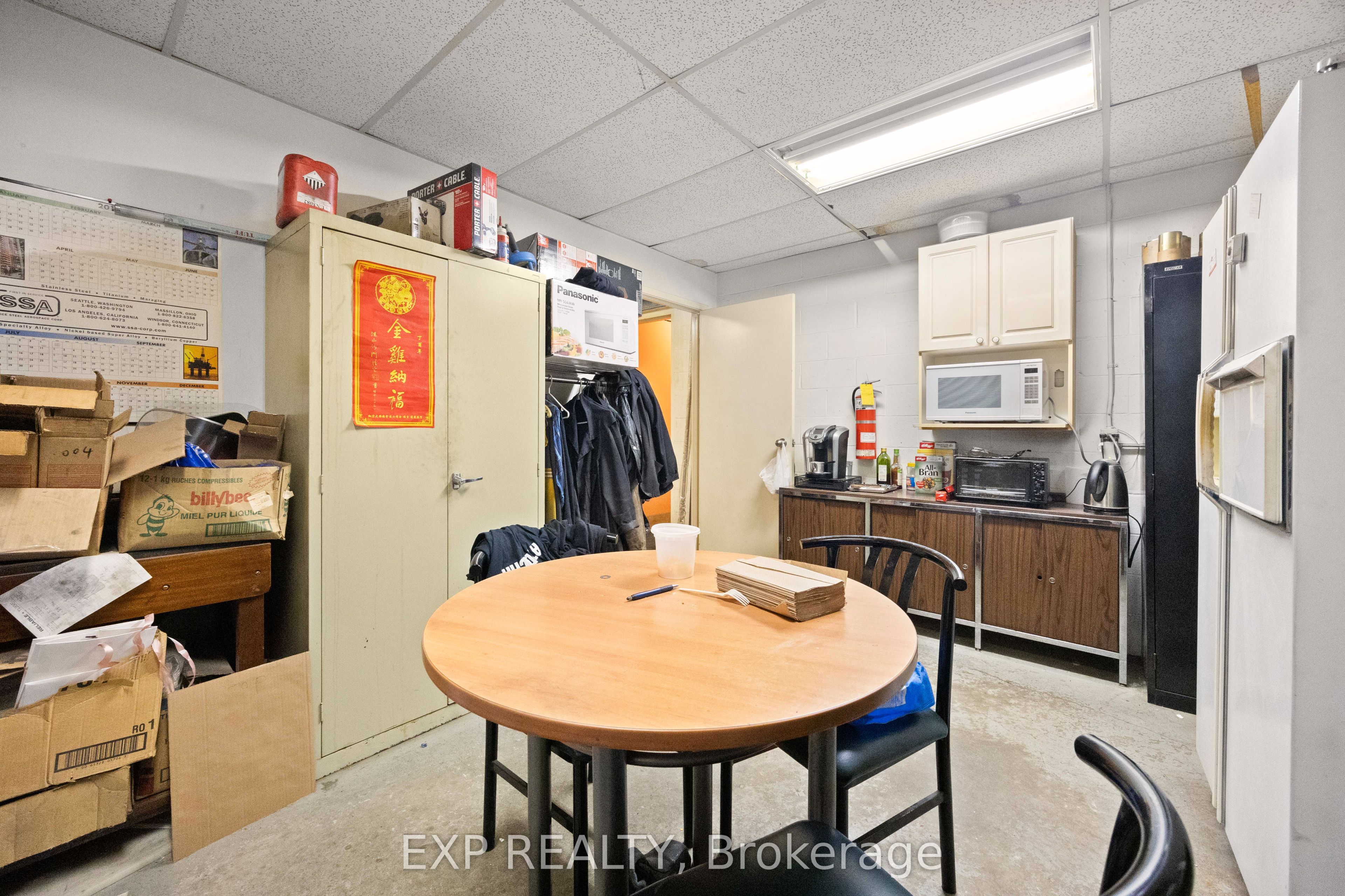 #1 And 2 - 201 Spinnaker Way Property Photo 5