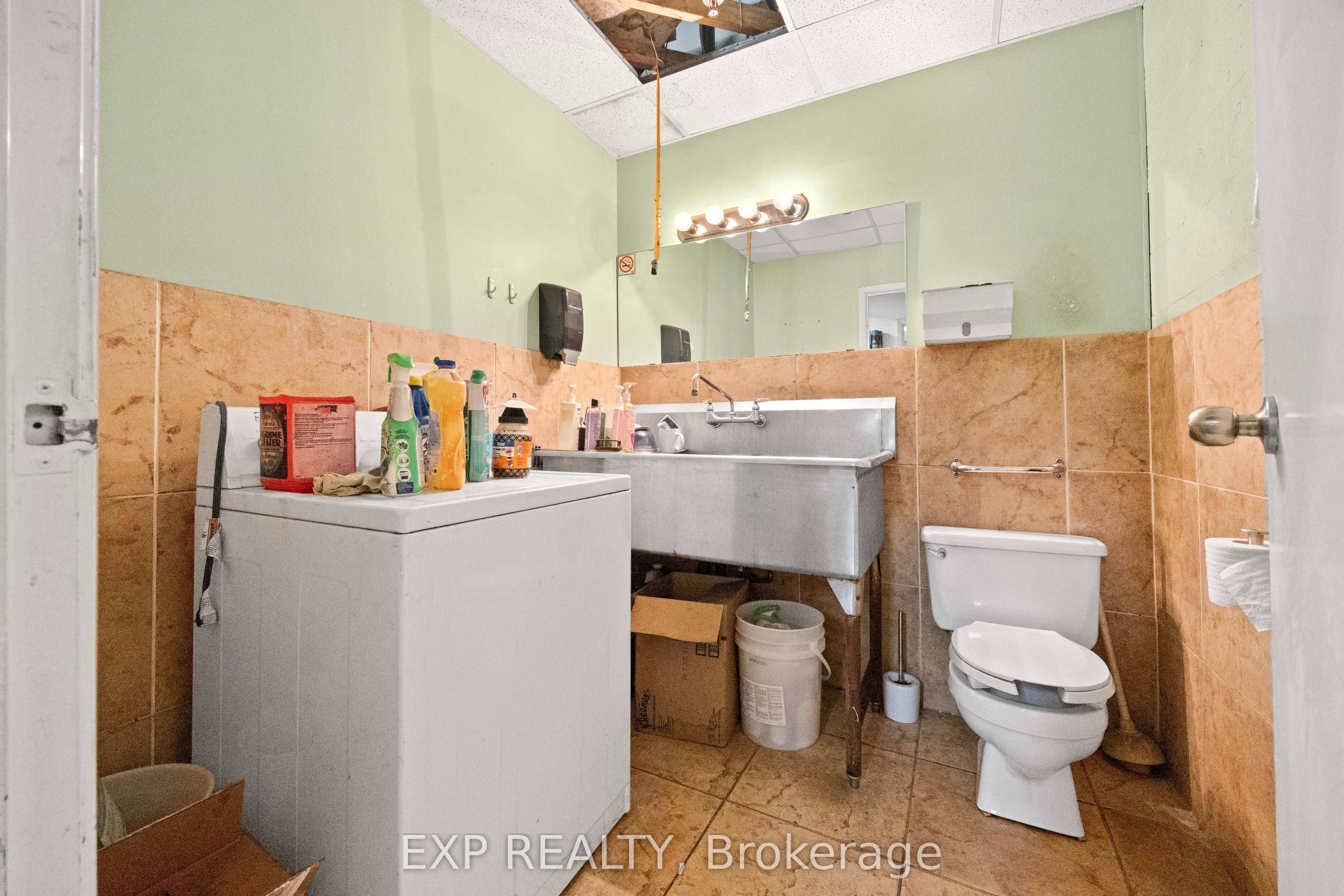 #1 And 2 - 201 Spinnaker Way Property Photo 7
