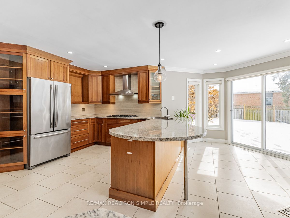 90 Treegrove Circle Property Photo 15