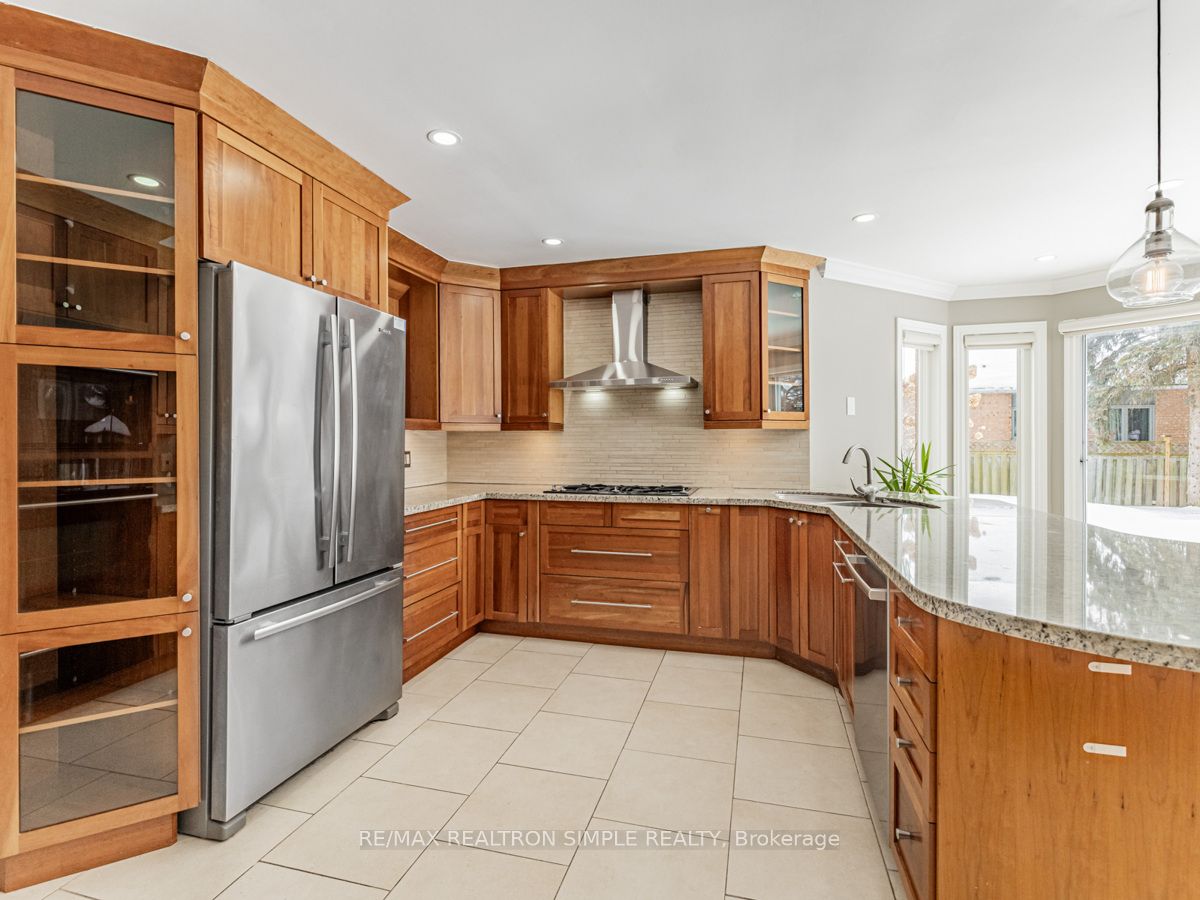 90 Treegrove Circle Property Photo 17