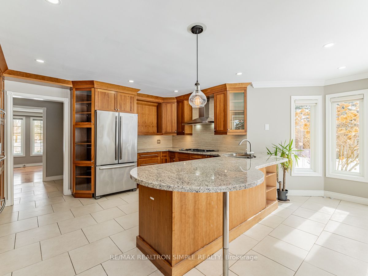 90 Treegrove Circle Property Photo 18
