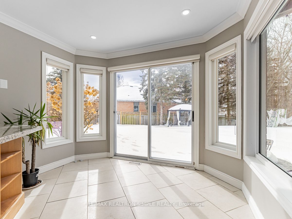 90 Treegrove Circle Property Photo 19