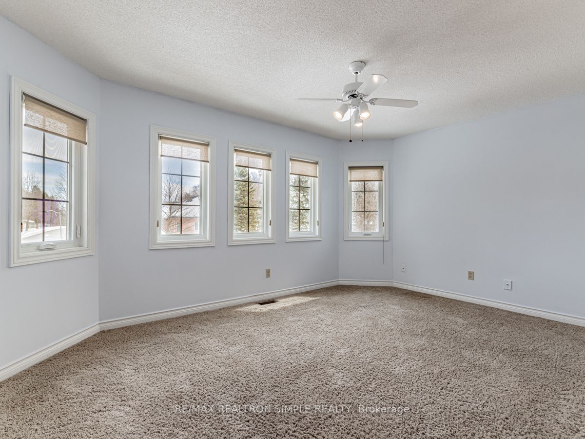 90 Treegrove Circle Property Photo 22