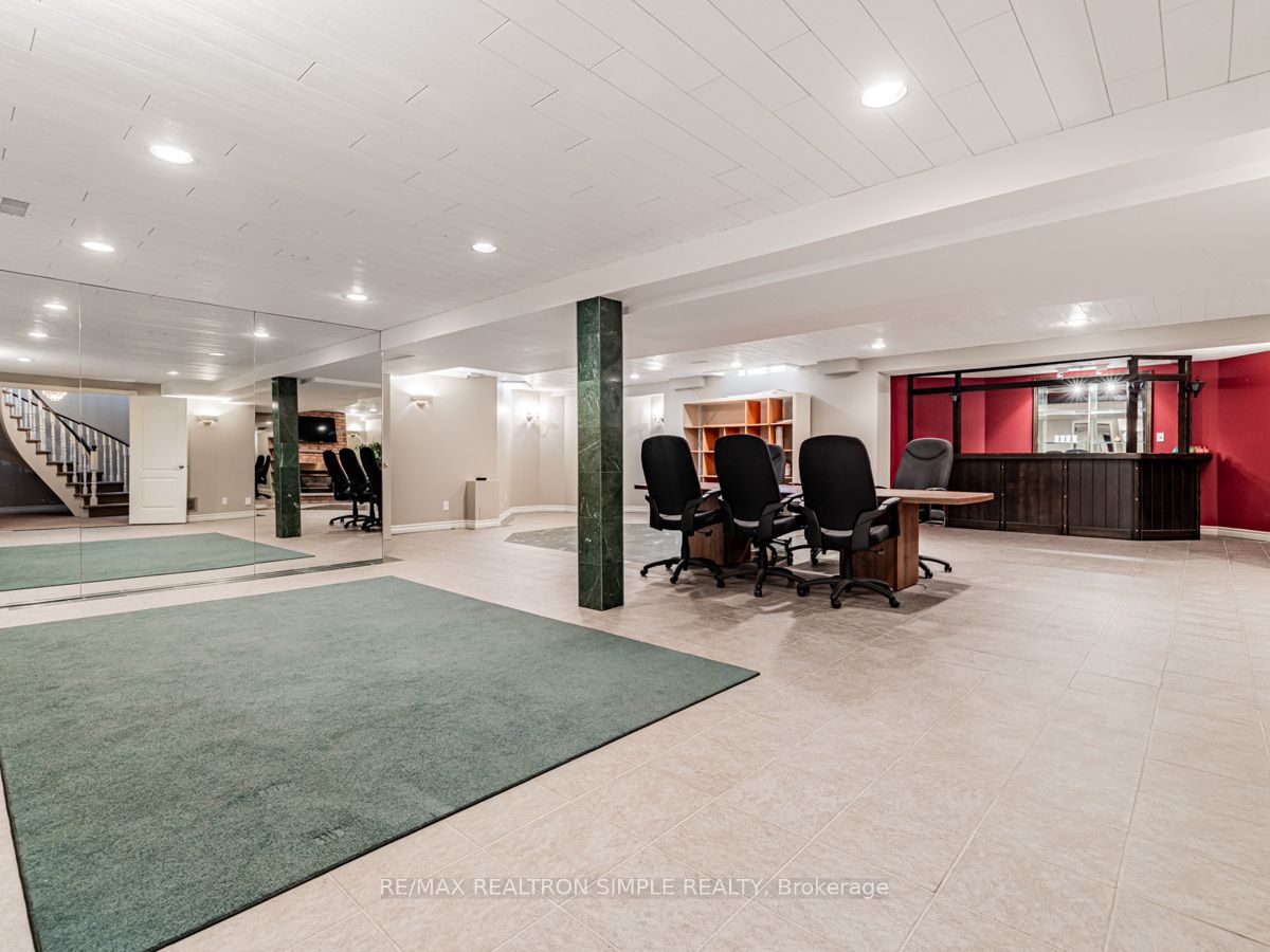 90 Treegrove Circle Property Photo 34