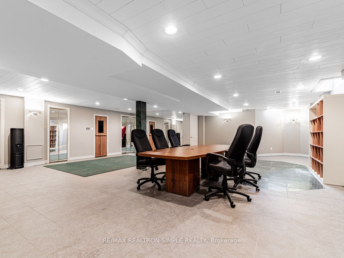90 Treegrove Circle Property Photo 35