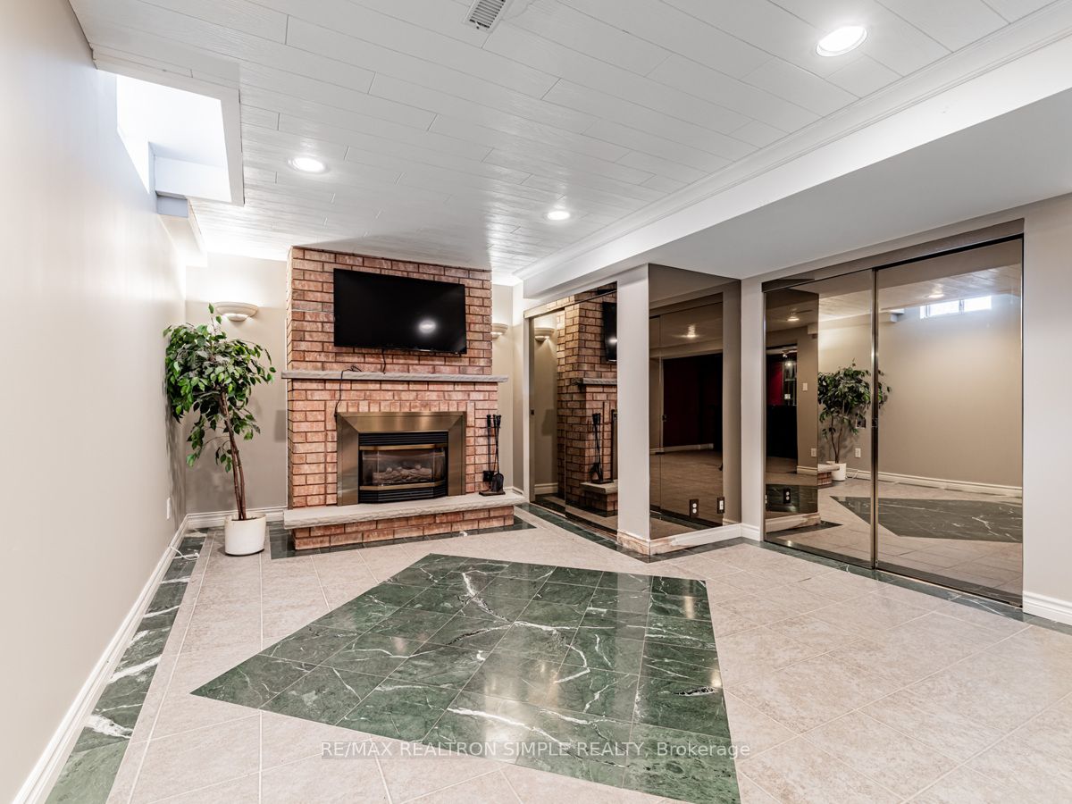 90 Treegrove Circle Property Photo 36